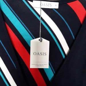 Beautiful Oasis U.K.  brand dress